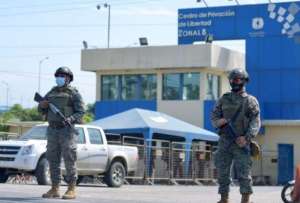 La Penitenciaría del Litoral permanece bajo control del Bloque de Seguridad. 