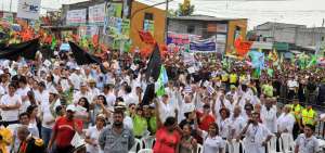 Foto de archivo correspondiente a la celebraci&oacute;n del 7mo aniversario de la Revoluci&oacute;n Ciudadana, efectuada en la zona del Guasmo, en Guayaquil.