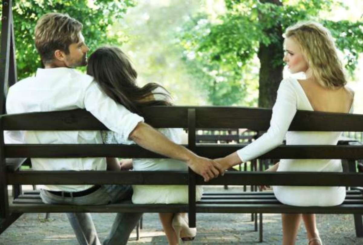 El adulterio es causal de divorcio en Ecuador