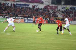 Deportivo Cuenca gana y sube en la tabla de posiciones