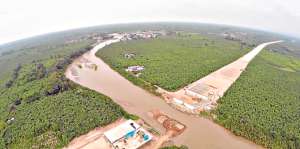 Im&aacute;genes a&eacute;reas de una de las zonas por las que cruzar&aacute; la v&iacute;a R&iacute;o Verde-Huaquillas, de pr&oacute;xima ejecuci&oacute;n. Foto: Cortes&iacute;a del MTOP