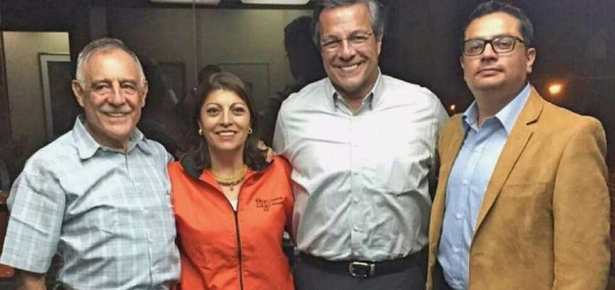 Unidad Popular y PK se oponen a que Centro Democr&aacute;tico elija al binomio de Moncayo