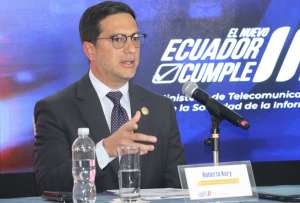 El ministro de Telecomunicaciones, Roberto Kury  hizo el anuncio. 
