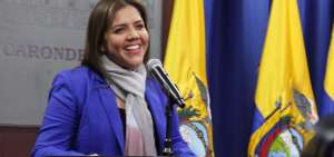 Vicu&ntilde;a, durante una rueda de prensa desde el Palacio de Carondelet. 