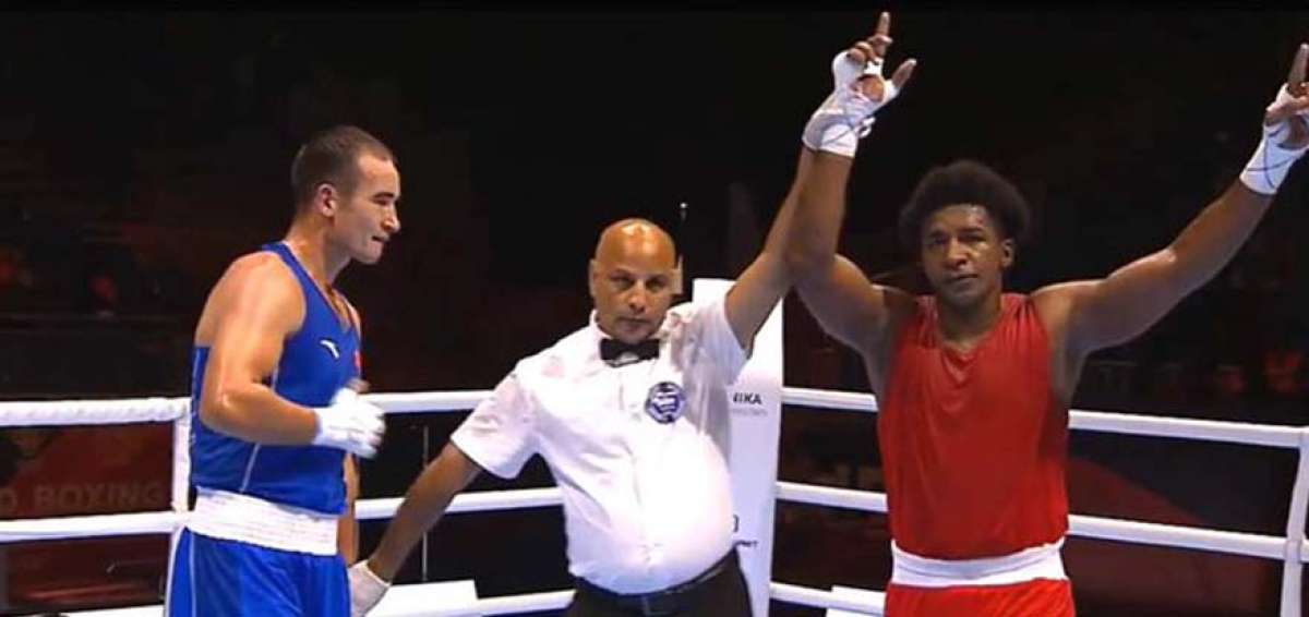 Ecuatoriano Julio C&eacute;sar Castillo avanza en el Mundial de boxeo