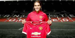 La llegada de Falcao elev&oacute; a 248 millones de d&oacute;lares los gastos del Manchester United en el mercado de fichajes. Foto: AFP