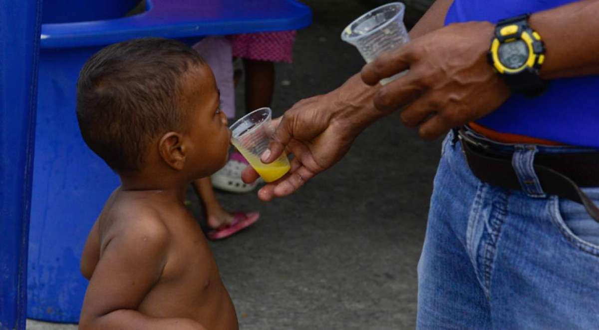 La ni&ntilde;ez de manab&iacute; no pierde su alegr&iacute;a