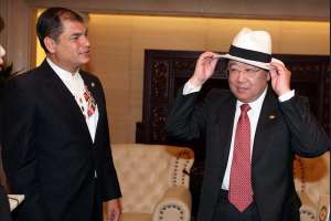 Correa inicia visita oficial a China