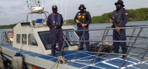 Comando de Guardacostas incauta droga que iba a contaminar un barco