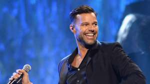  Ricky Martin estren&oacute; el videoclip de su tema La mordidita (VIDEO)