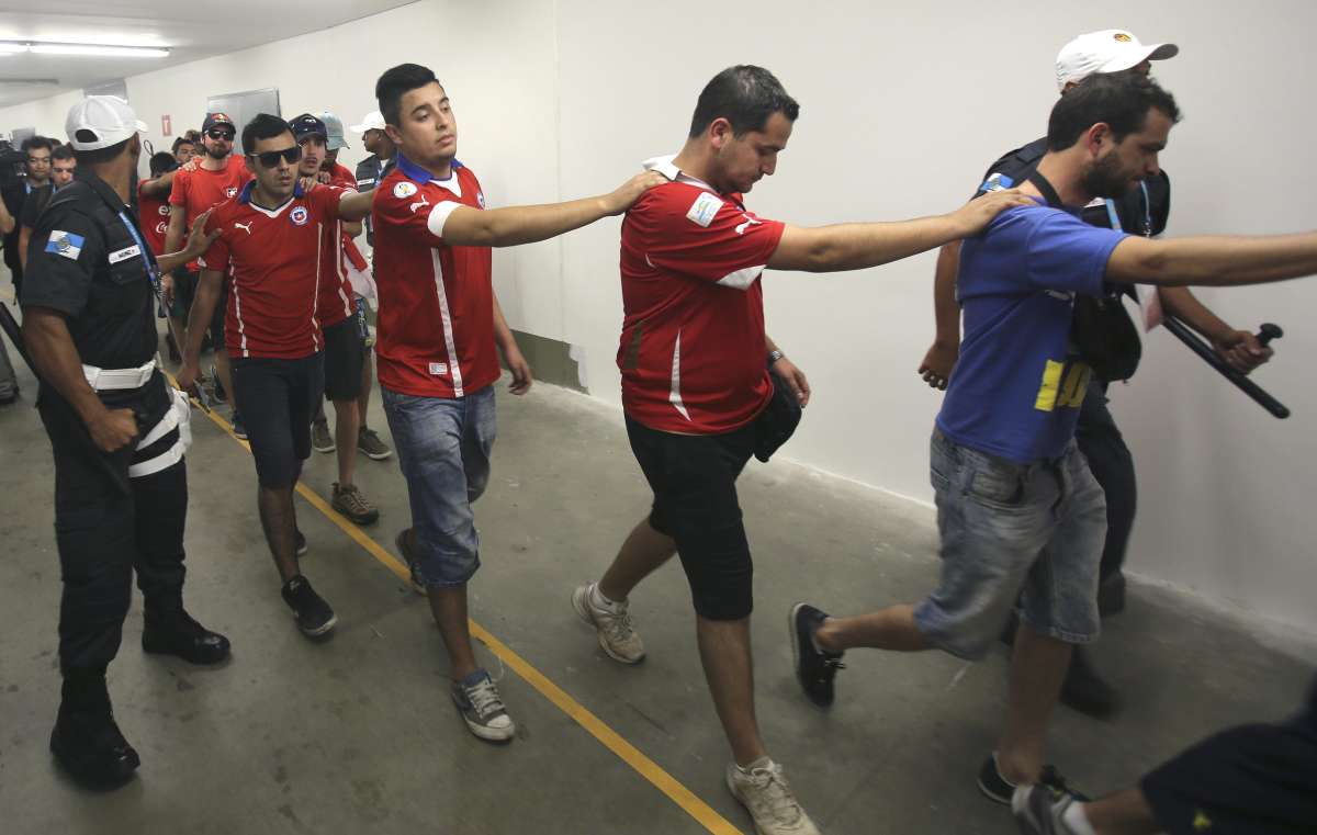La FIFA no tomar&aacute; "medidas especiales" con la afici&oacute;n chilena