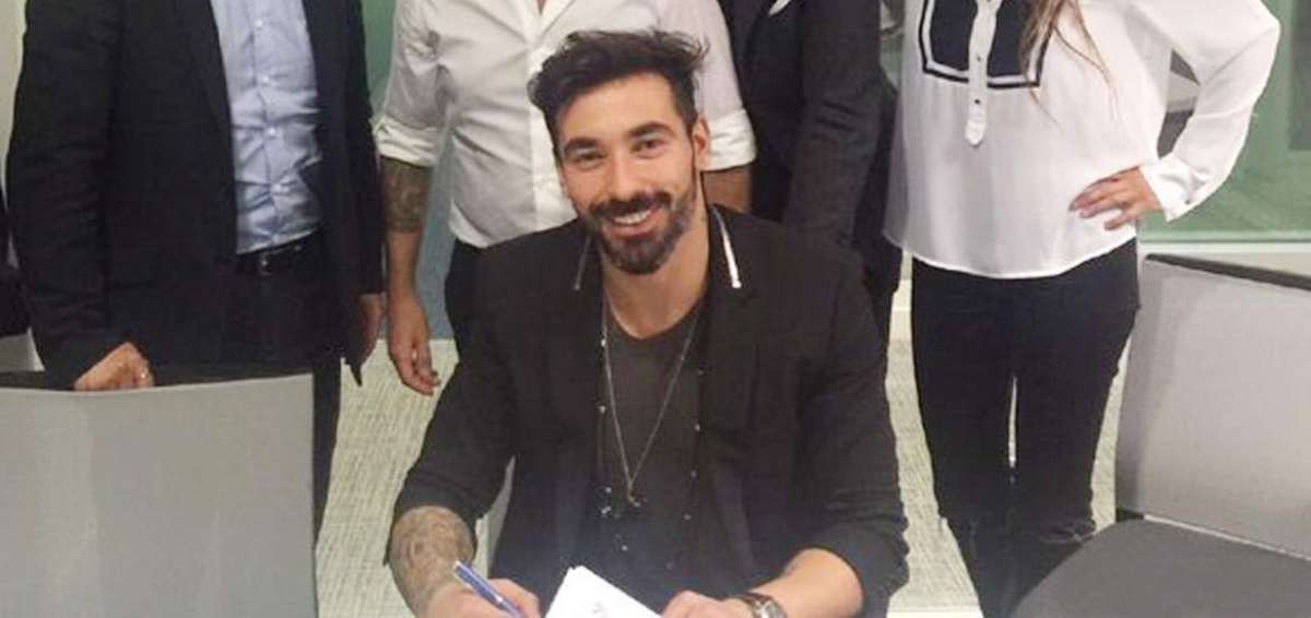 Lavezzi deja Par&iacute;s y se muda a As&iacute;a para jugar en el Hebei China Fortun