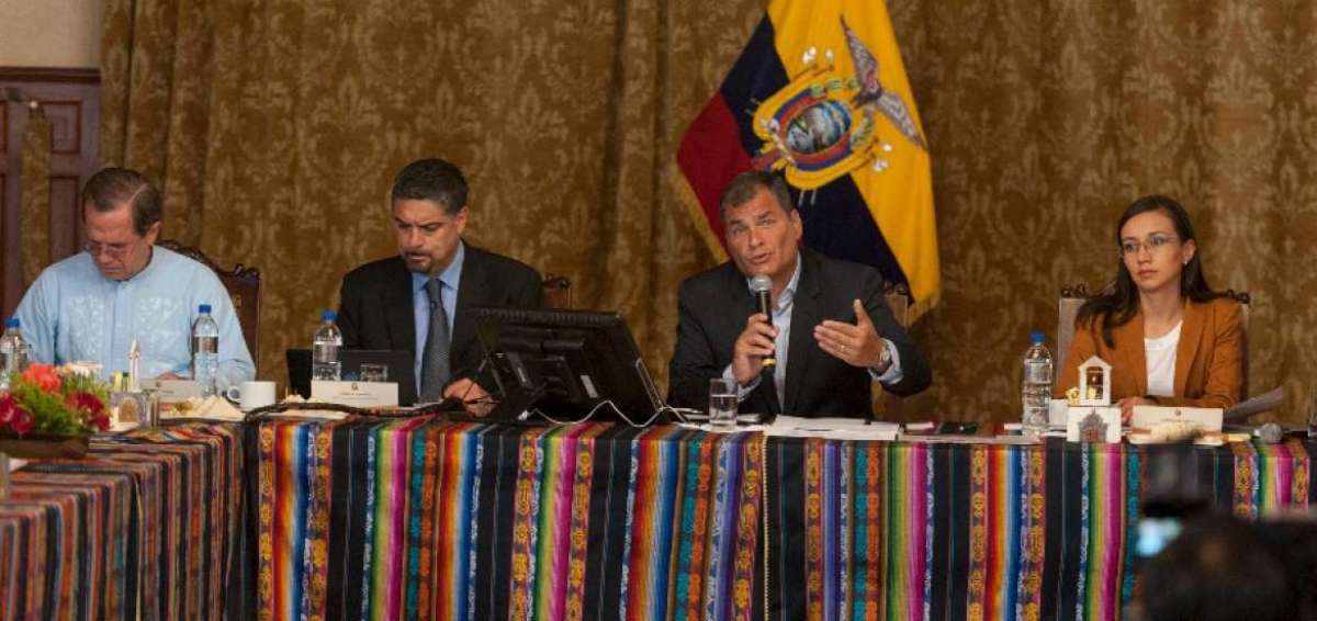 El presidente Rafael Correa mantuvo hoy un conversatorio con representantes de los medios internacionales. 