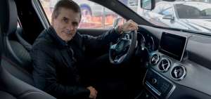 Alejandro Vay&aacute;, director de ventas, postventas y marketing de veh&iacute;culos livianos de Autolider, distribuidor general de la Mercedes-Benz en Ecuador. 