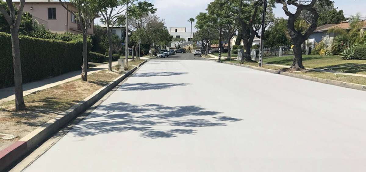 La tecnolog&iacute;a vanguardista de cubrir las calles con pintura reflectiva disminuir&iacute;a la temperatura entre 6&deg; y 7 &deg;. 