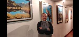 Marcelo Su&aacute;rez se solaza con la pintura, su raz&oacute;n de vivir