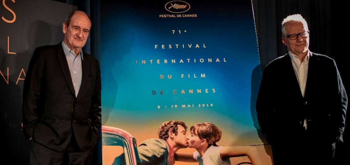 El director franc&eacute;s Thierry Fremaux (izq) y el presidente del Festival de Cine de Cannes, Pierre Lescure, durante la rueda de prensa para presentar la secci&oacute;n oficial de la 71 edici&oacute;n del certamen.
