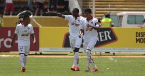 Araujo, ocho a&ntilde;os defendiendo a Liga y hoy marc&oacute; su primer gol con el club