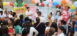 Casa abierta por el d&iacute;a del ri&ntilde;&oacute;n atiende a 500 pacientes