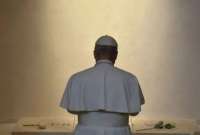 El papa León XIV oró en la tumba de Francisco