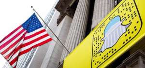 Snapchat debuta en Wall Street con alza de m&aacute;s de 40%