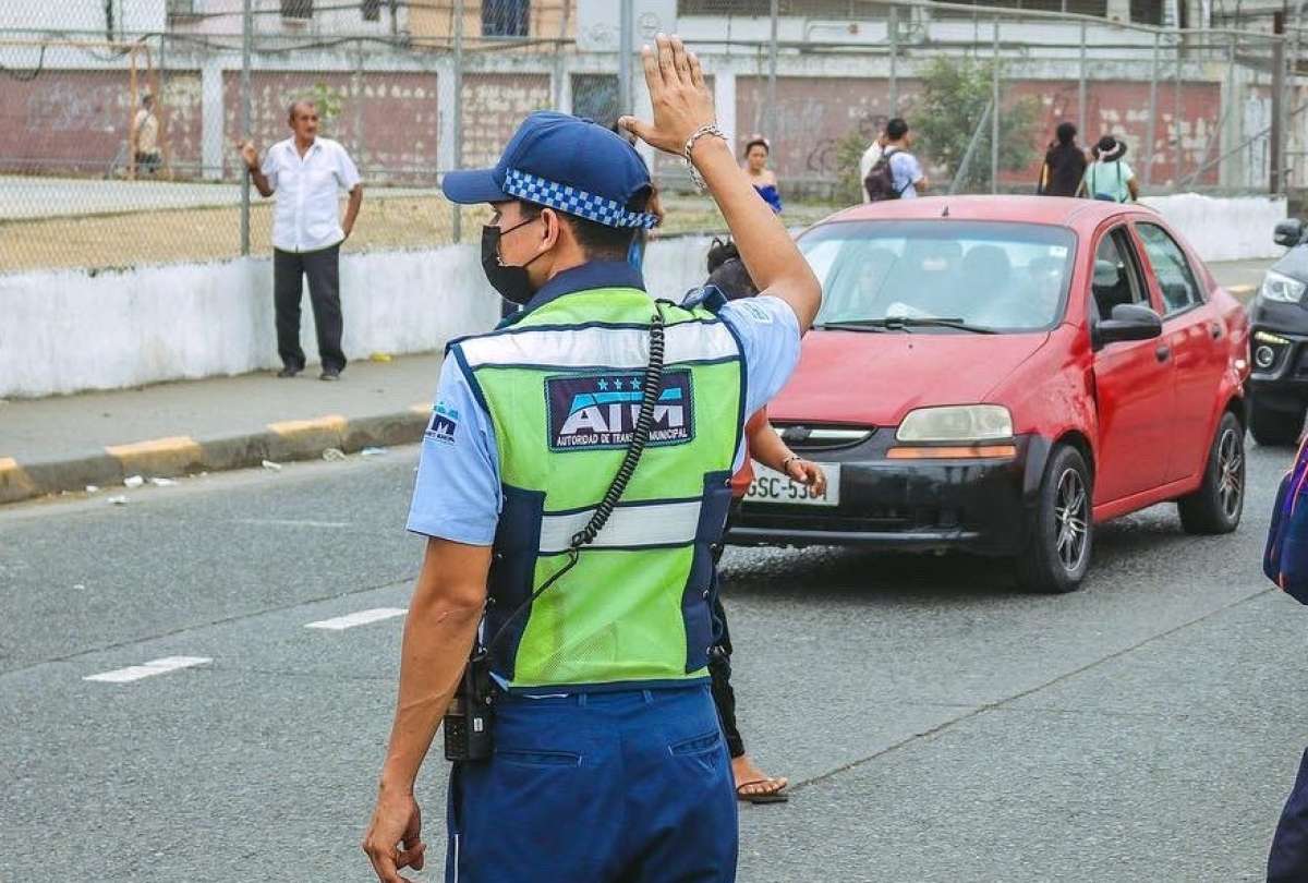 Agente Civil de Tránsito fue herido de bala tras asalto violento en Guayaquil