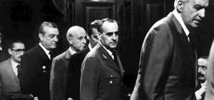 Sentencia en el denominado Juicio a las Juntas