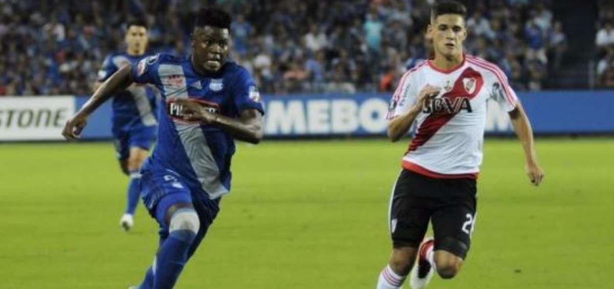 Qarta fue titular en el partido que River venci&oacute; a Emelec en el Capwell por Copa Libertadores.