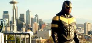 Phoenix Jones en una escena de &lsquo;Super Hero&rsquo;, personaje que  lucha contra el crimen de Seattle, una de las series m&aacute;s vistas en Estados Unidos. 