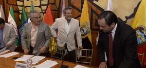 Gustavo Baroja, Jimmy Jairala y Pa&uacute;l Carrasco, de Pichincha, Guayas y Azuay, respectivamente, presidieron la sesi&oacute;n extraordinaria del Congope en Guayaquil.