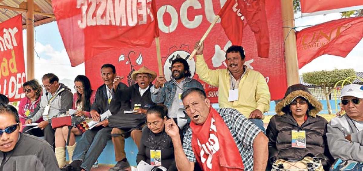 La divisi&oacute;n de los gremios dificulta la convocatoria a un paro nacional