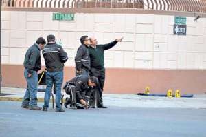 La cadena de custodia inicia en la escena del crimen, la evidencia se recoge,  preserva y vigila para que siempre sea la misma. Foto: Miguel Jim&eacute;nez.