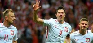 Correo polaco lanza estampilla de Robert Lewandowski
