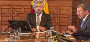 El presidente Len&iacute;n Moreno se reuni&oacute; con C&eacute;sar Navas y la c&uacute;pula policial.