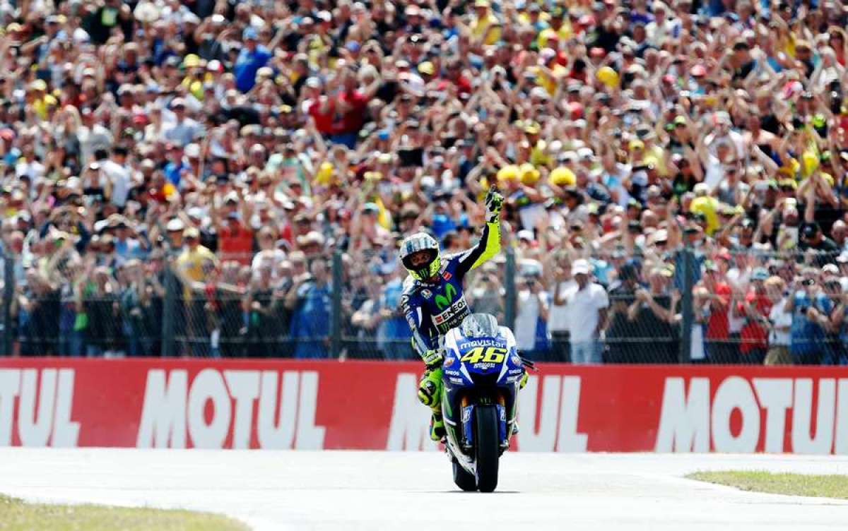 El italiano pone as&iacute; fin a la serie de cuatro triunfos consecutivos de Lorenzo. Foto: Agencia AFP