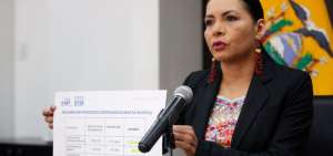 La presidenta del CNE dio declaraciones en una rueda de prensa.