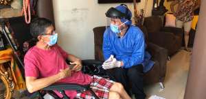 M&eacute;dico a domicilio, nuevo servicio del IESS en Guayaquil ante la emergencia