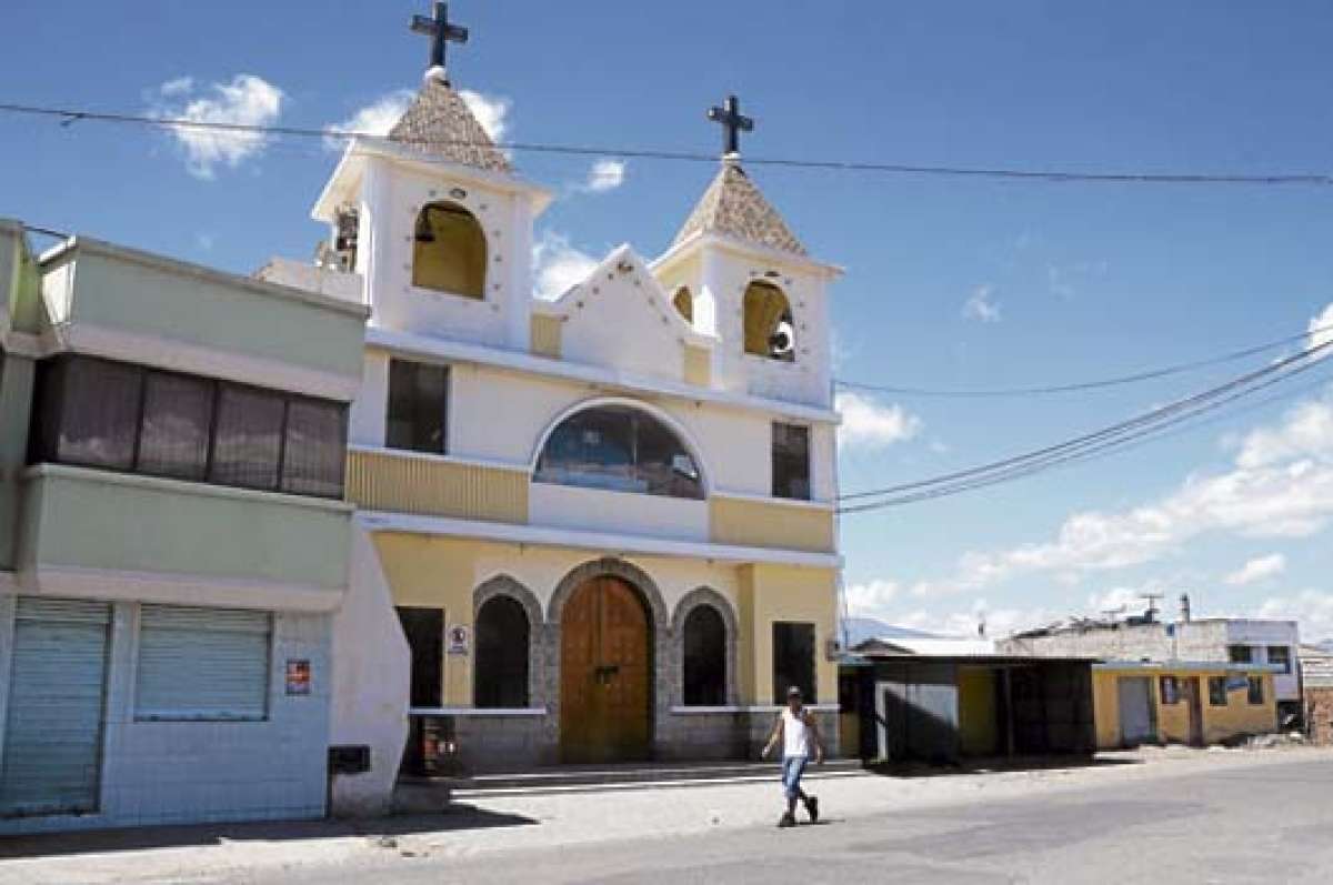 El templo sostiene la fe y el comercio gastron&oacute;mico de este poblado. Los turistas arriban especialmente los s&aacute;bados y domingos y en Semana Santa. Silvia Osorio / para El Tel&eacute;grafo