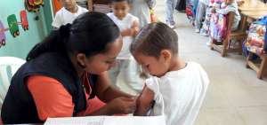 La poblaci&oacute;n de menores dentro del Distrito 13D02 es de m&aacute;s de 60.000 ni&ntilde;os. De este grupo se verificar&aacute; qui&eacute;nes no han sido vacunados.
