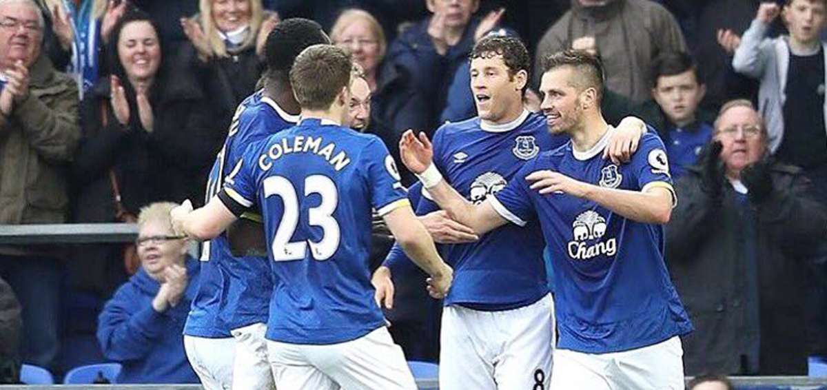 Enner no jug&oacute; en la victoria del Everton ante West Bromwich