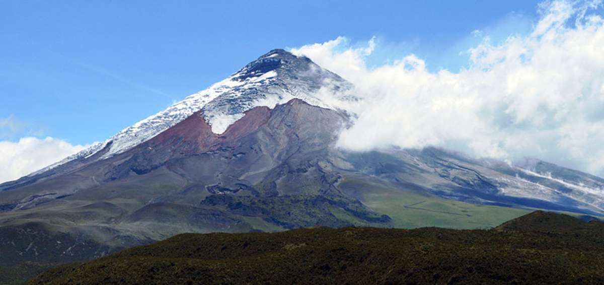 Seg&uacute;n los &uacute;ltimos reportes del Instituto Geof&iacute;sico de la Escuela Polit&eacute;cnica, la actividad interna y externa del volc&aacute;n Cotopaxi es baja, y se han producido lahares.