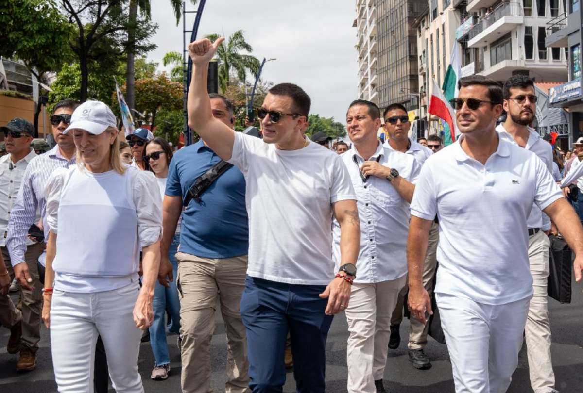 Noboa: "Tenemos que levantar nuestra voz y exigir que podamos decidir en las urnas cuál es la dirección de este país"