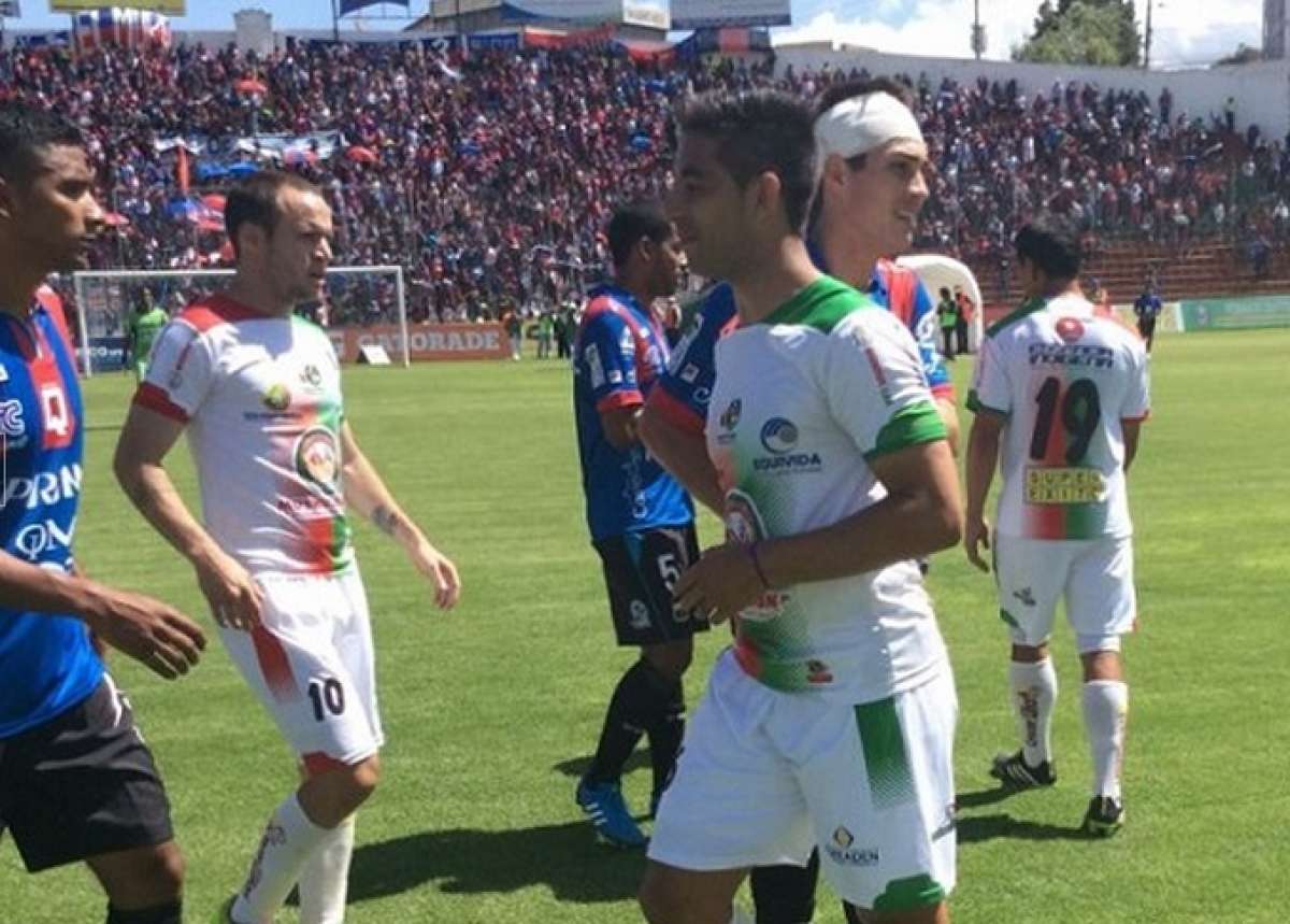 Los ambate&ntilde;os perdieron la marca y a los 89 minutos le empataron el compromiso. Foto: Tomado de Ecuafutbol