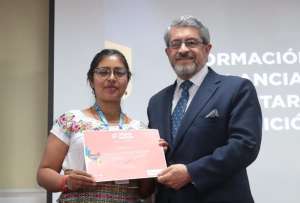 José Ruales, ministro de Salud, arrancó con el proceso de formación de tutores contra la desnutrición infantil. 