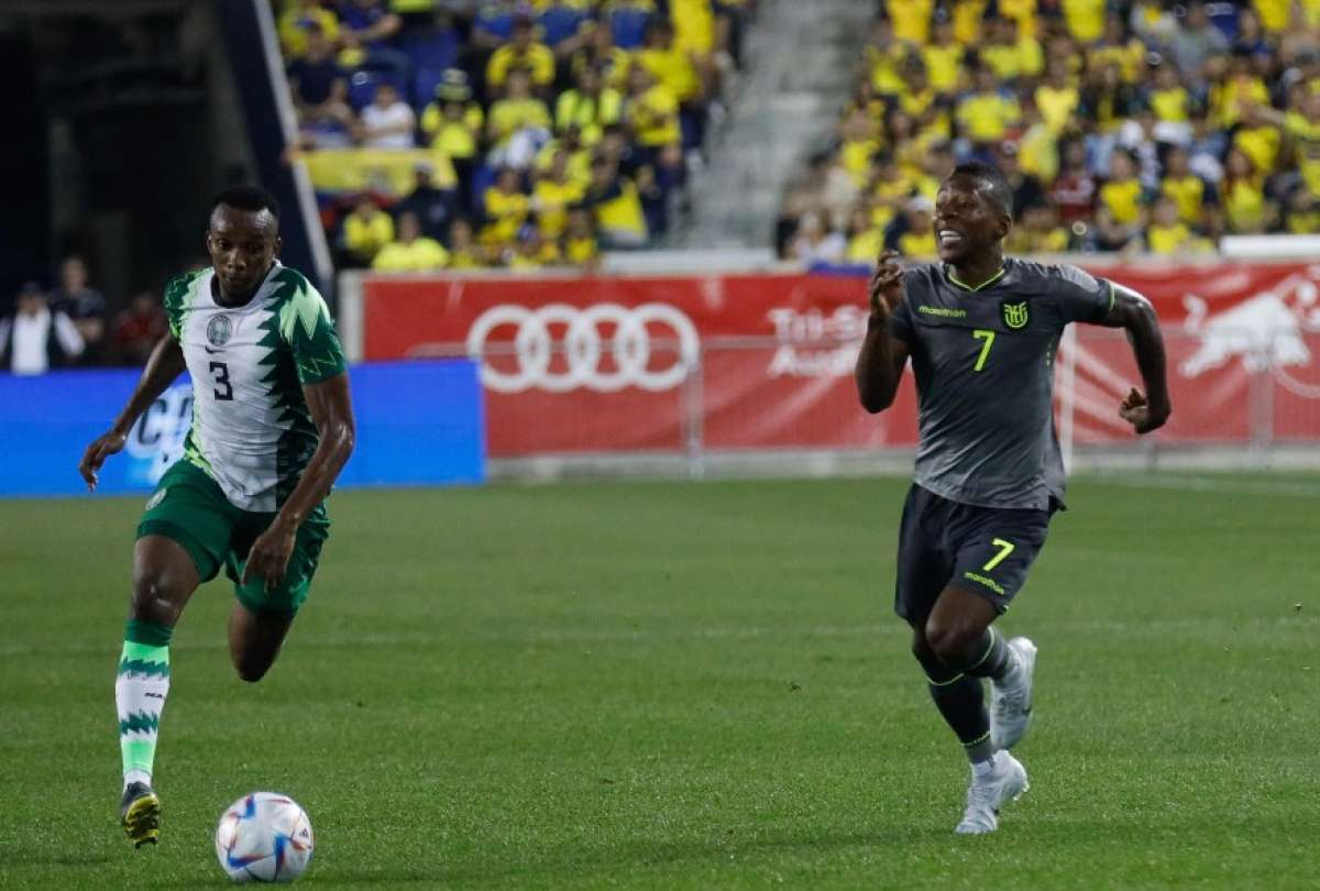 Gustavo Alfaro fue crítico a pesar del triunfo ante Nigeria