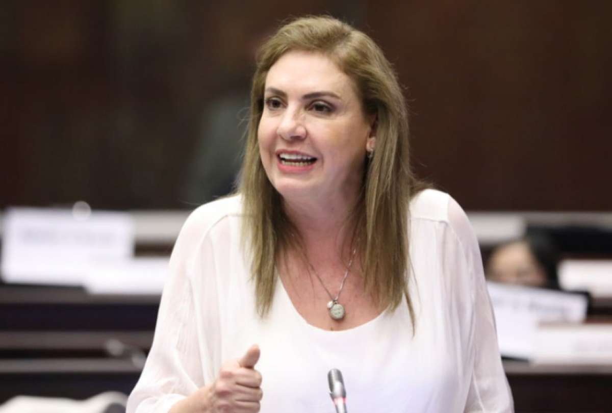 La asambleísta Nuria Butiñá no fue destituida por presunto cobro de diezmos.