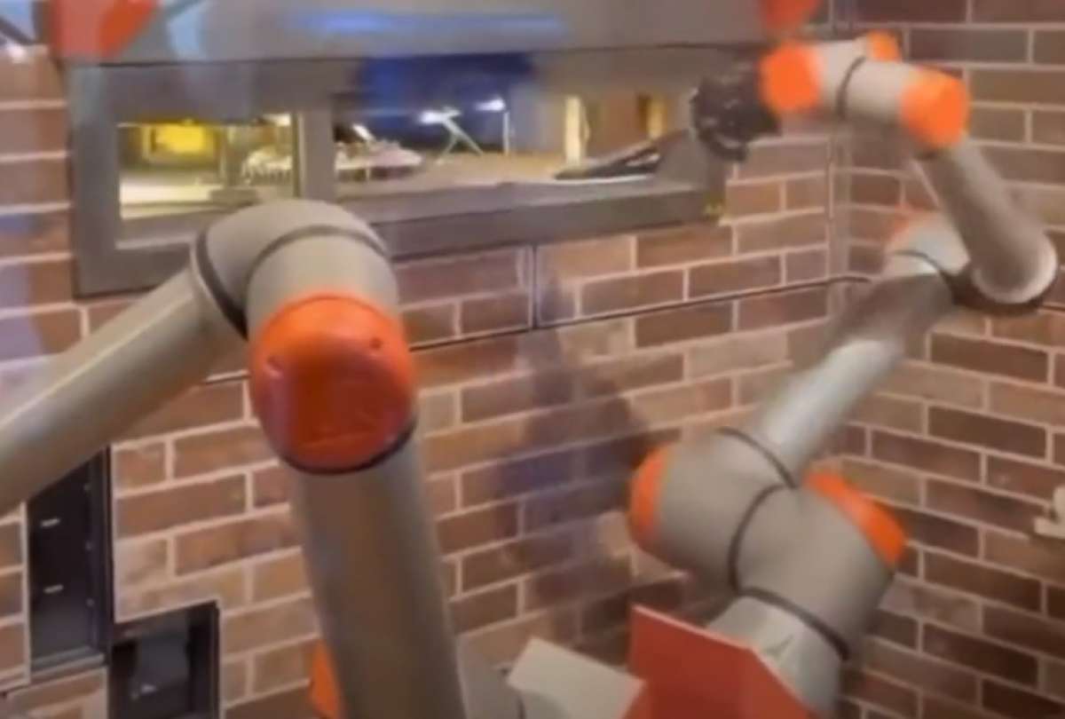 En redes sociales, la noticia sobre la pizzería robotizada causó revuelo