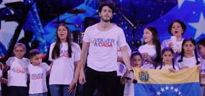 El artista colombiano Sebasti&aacute;n Yatra ofreci&oacute; un mensaje solidario a los  venezolanos durante su presentaci&oacute;n en Vi&ntilde;a del Mar 2019.    