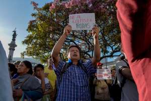 Comerciantes y vecinos piden revocatoria de Rodas (Galer&iacute;a)