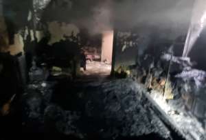Una persona falleció en un incendio estructural en el Centro de Quito